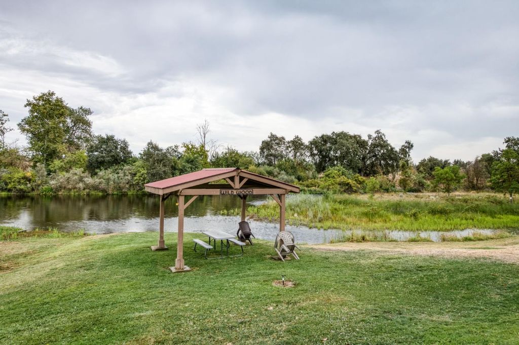Image 44 of property listing at 8701 Highway 41 # 29 SP 29, Fresno, CA 93720