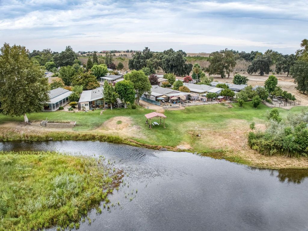 Image 50 of property listing at 8701 Highway 41 # 29 SP 29, Fresno, CA 93720