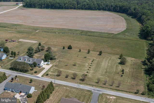 3882 BURRSVILLE RD, Harrington, DE 19952