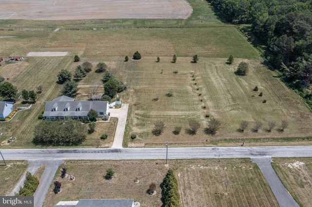 3882 BURRSVILLE RD, Harrington, DE 19952
