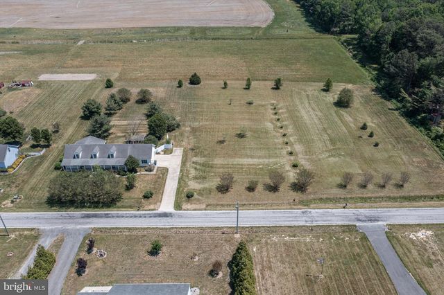 3882 BURRSVILLE RD, Harrington, DE 19952