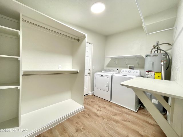 2508 N Fair Oaks Avenue, Tucson, AZ 85712