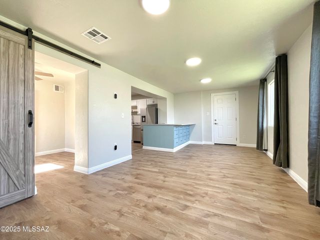 2508 N Fair Oaks Avenue, Tucson, AZ 85712