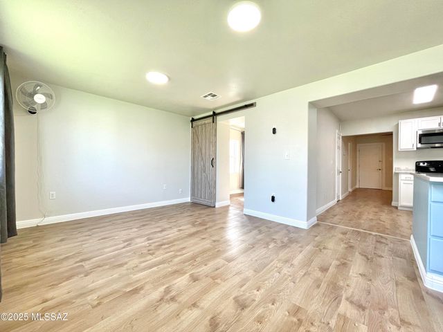 2508 N Fair Oaks Avenue, Tucson, AZ 85712