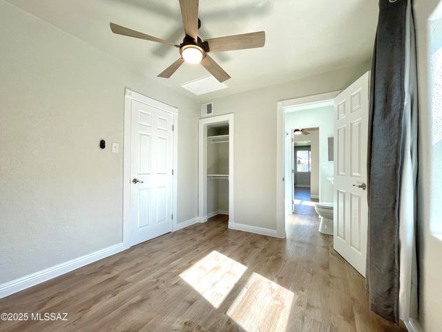 2508 N Fair Oaks Avenue, Tucson, AZ 85712