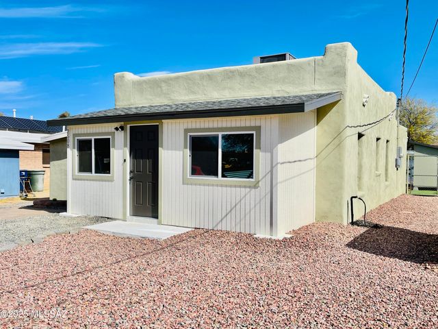 2508 N Fair Oaks Avenue, Tucson, AZ 85712