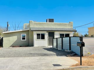 2508 N Fair Oaks Avenue, Tucson, AZ 85712