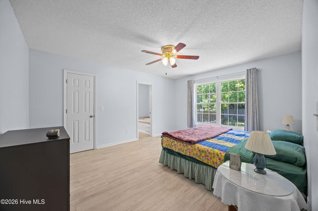 105 Lunington Mill Circle, Burgaw, NC 28425