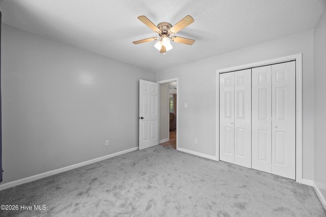 105 Lunington Mill Circle, Burgaw, NC 28425