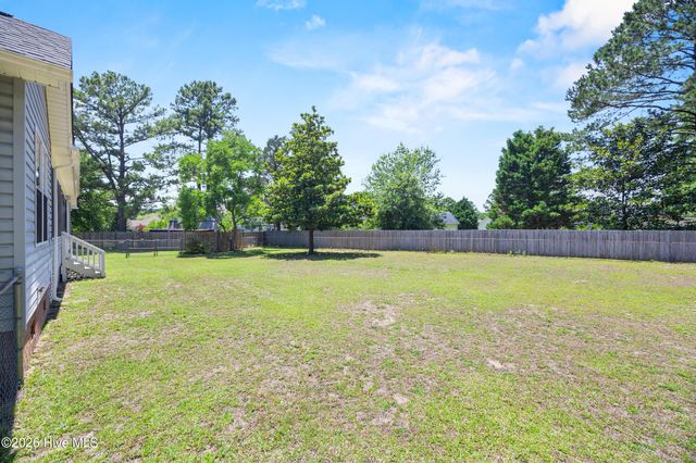 105 Lunington Mill Circle, Burgaw, NC 28425
