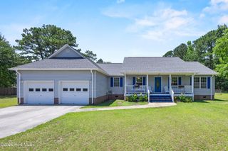 105 Lunington Mill Circle, Burgaw, NC 28425