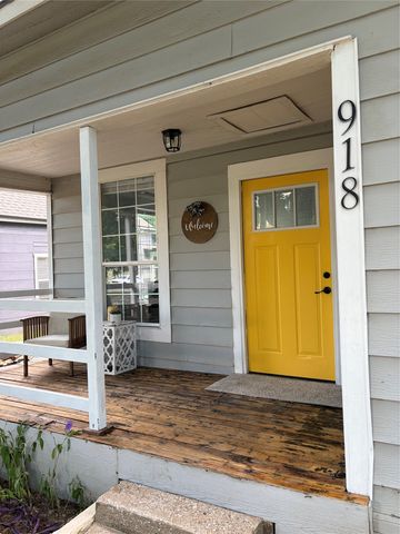 918 S Maxey Street, Sherman, TX 75090