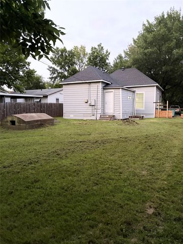 918 S Maxey Street, Sherman, TX 75090