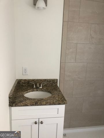 1716 44th St, Valley, AL 36854