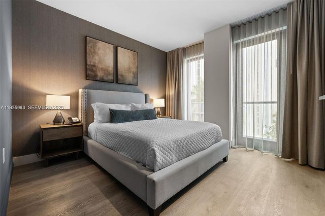 229 SW 9th St 705, Miami, FL 33130