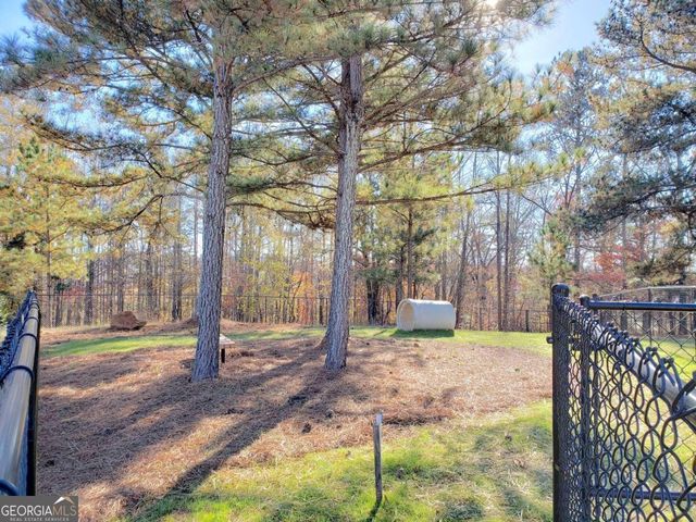 235 Storm Lane, Hoschton, GA 30548