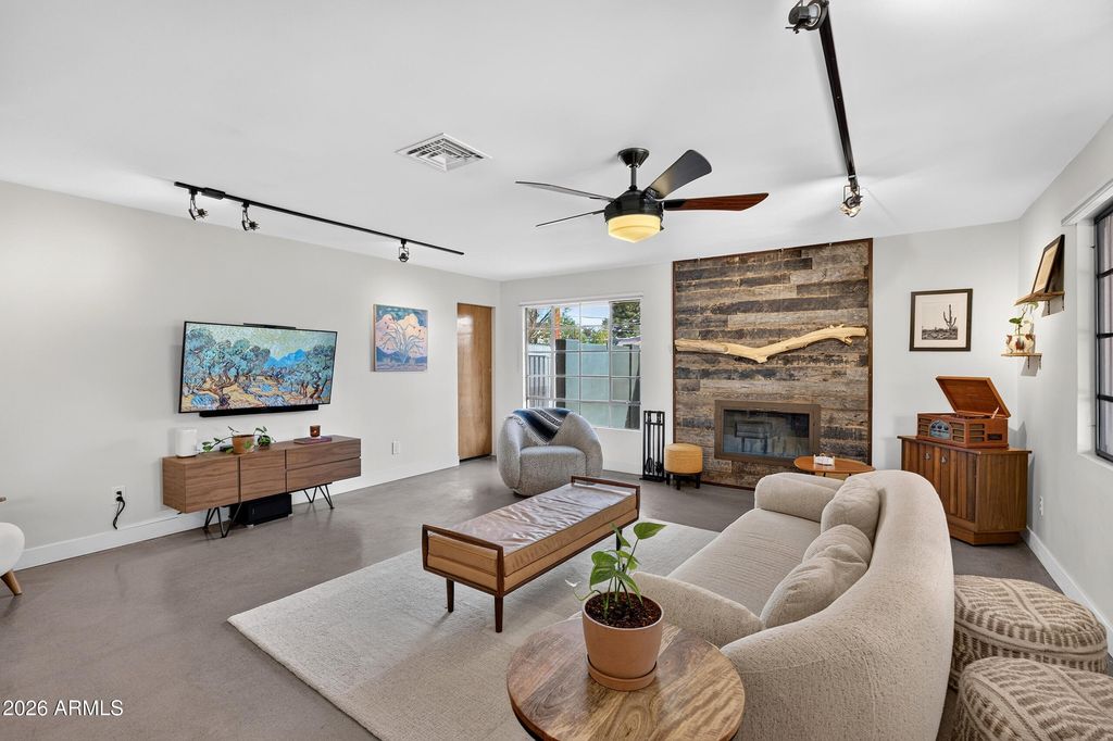 5119 N 12TH Avenue, Phoenix, AZ 85013 — photo 4