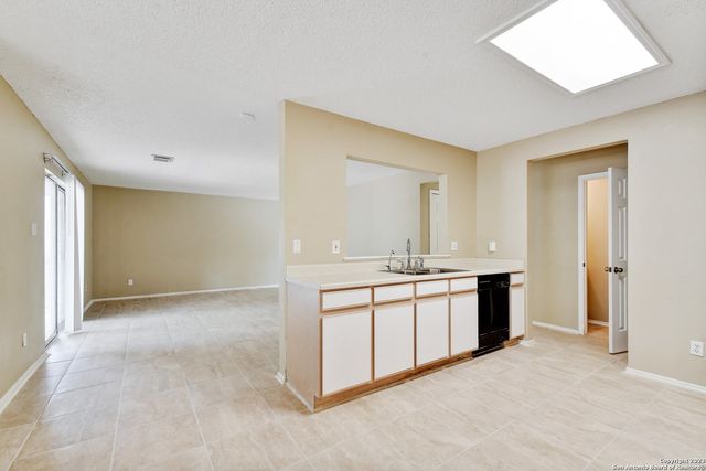 10515 Talon Pt, San Antonio, TX 78254