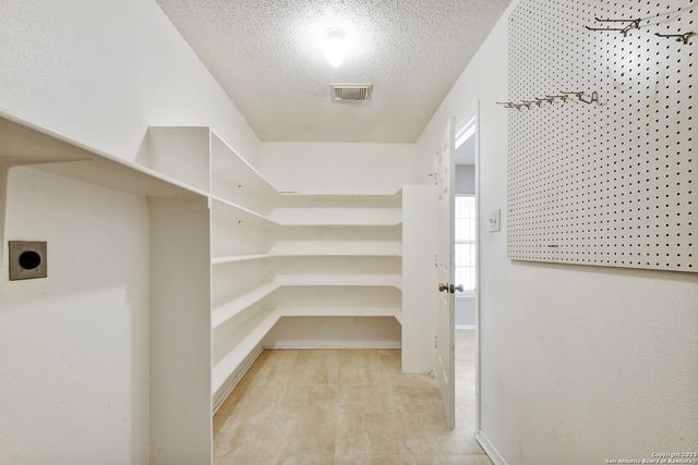 10515 Talon Pt, San Antonio, TX 78254