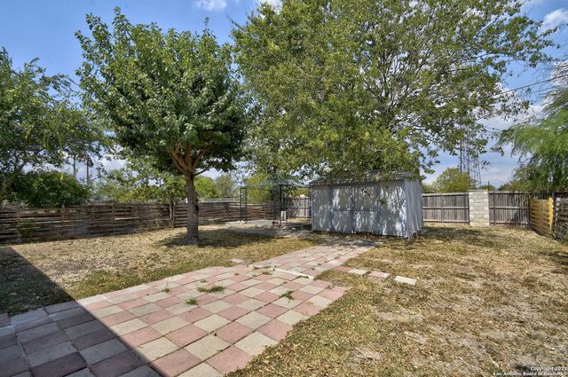 10515 Talon Pt, San Antonio, TX 78254