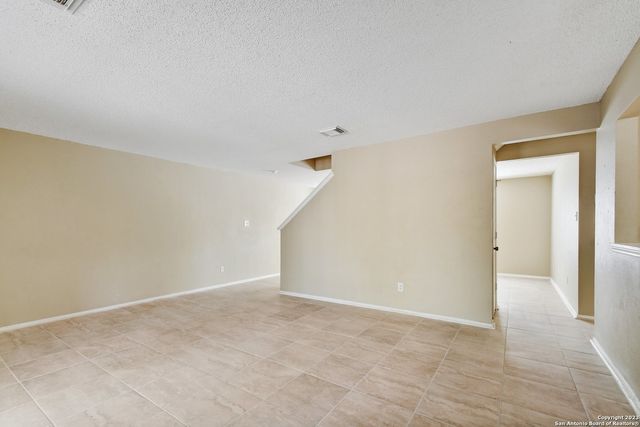 10515 Talon Pt, San Antonio, TX 78254