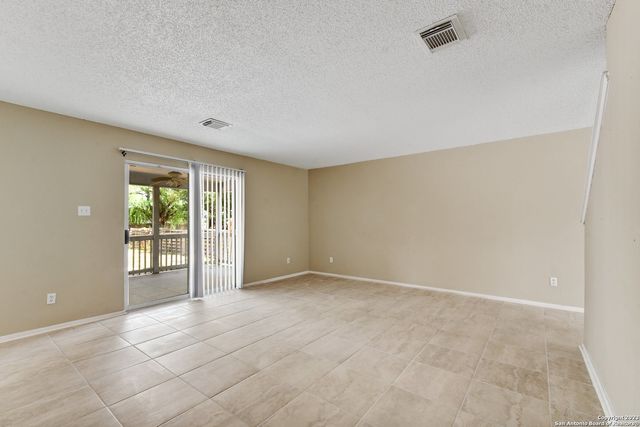 10515 Talon Pt, San Antonio, TX 78254