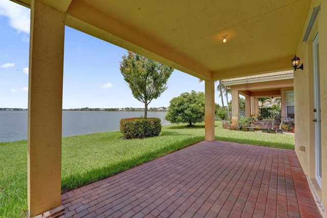 18062 SW 41st Street, Miramar, FL 33029