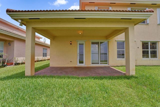 18062 SW 41st Street, Miramar, FL 33029