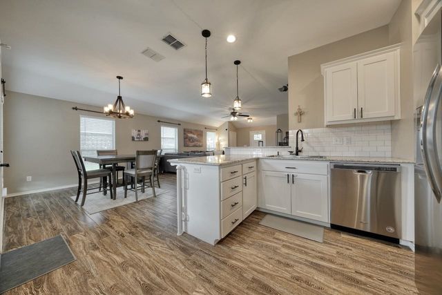 13847 County Road 4200, Lindale, TX 75771
