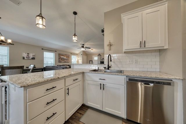 13847 County Road 4200, Lindale, TX 75771