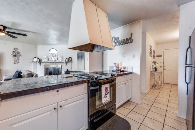 5212 Knox Drive, The Colony, TX 75056