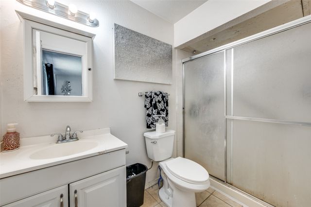 5212 Knox Drive, The Colony, TX 75056