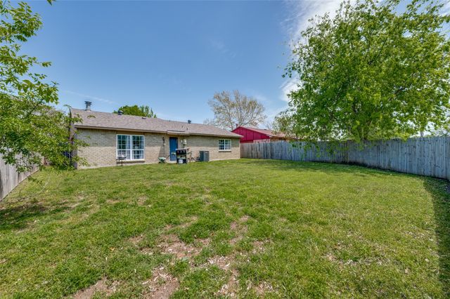 5212 Knox Drive, The Colony, TX 75056