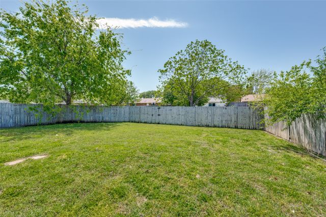 5212 Knox Drive, The Colony, TX 75056
