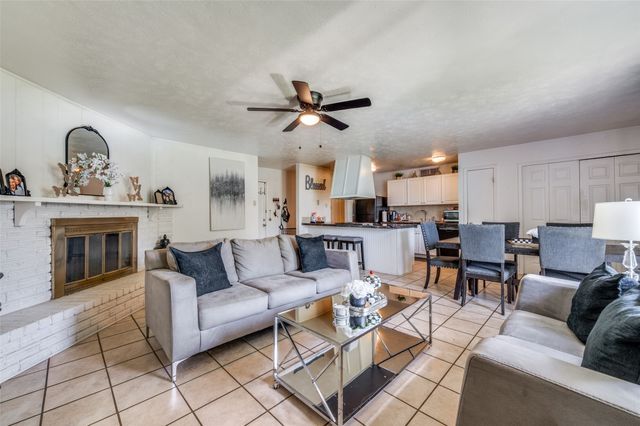 5212 Knox Drive, The Colony, TX 75056