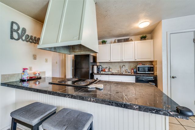 5212 Knox Drive, The Colony, TX 75056