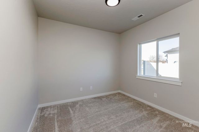 7489 W Newtown Dr, Eagle, ID 83616