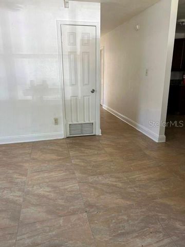 1227 SE 19TH TERRACE, Gainesville, FL 32641