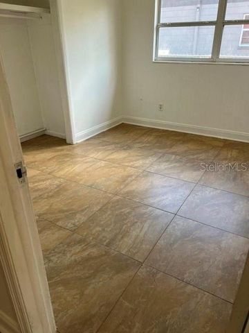 1227 SE 19TH TERRACE, Gainesville, FL 32641