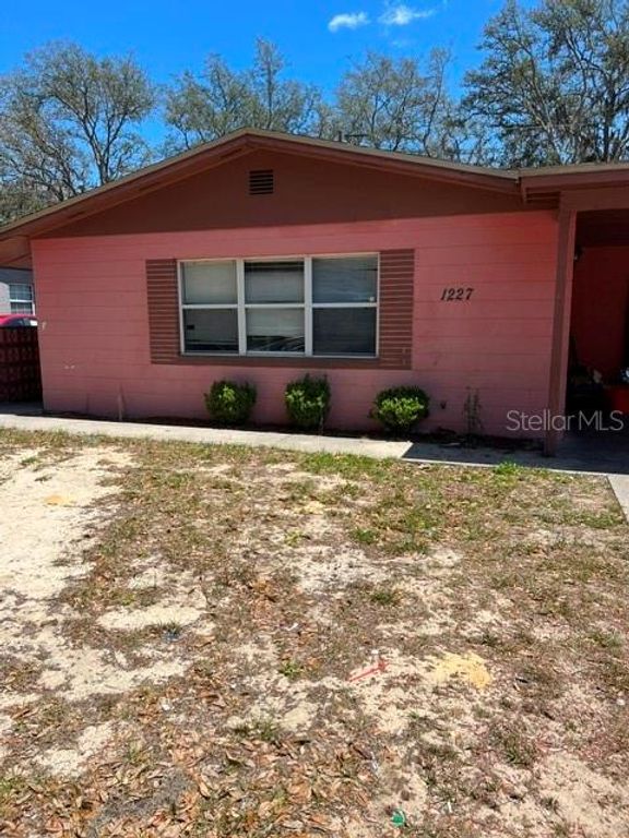 1227 SE 19TH TERRACE, Gainesville, FL 32641