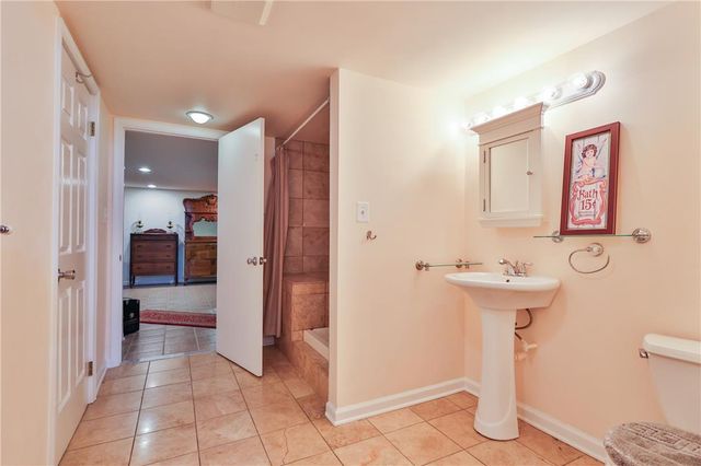 5380 Colony Drive, Bethlehem City, PA 18017
