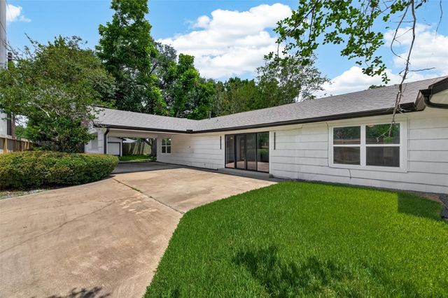 5422 Valerie Street, Bellaire, TX 77401