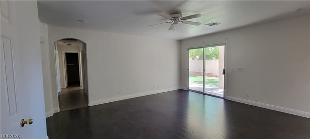 8116 Caramel Gorge Court, Las Vegas, NV 89143