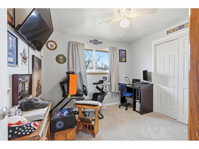 8 Elizabeth Ct, Longmont, CO 80501