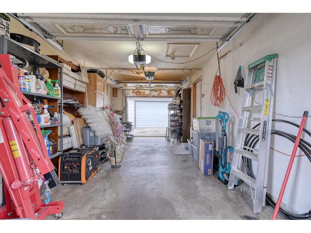 8 Elizabeth Ct, Longmont, CO 80501