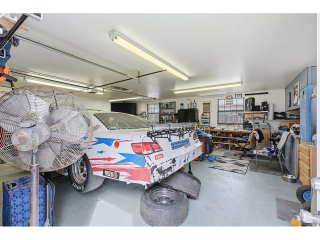 8 Elizabeth Ct, Longmont, CO 80501