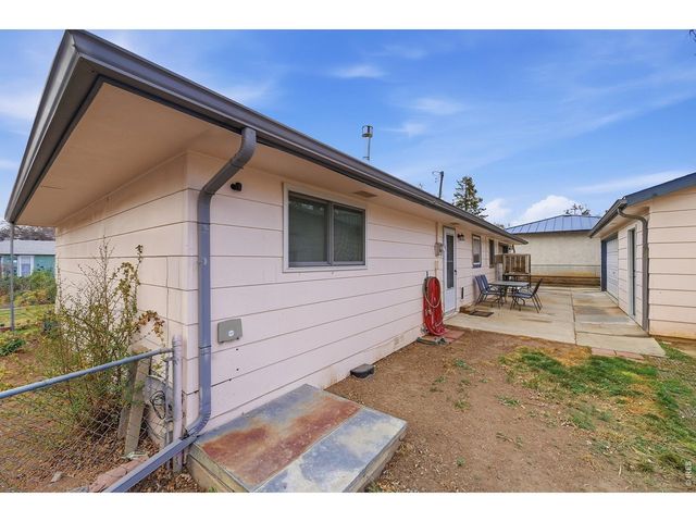 8 Elizabeth Ct, Longmont, CO 80501