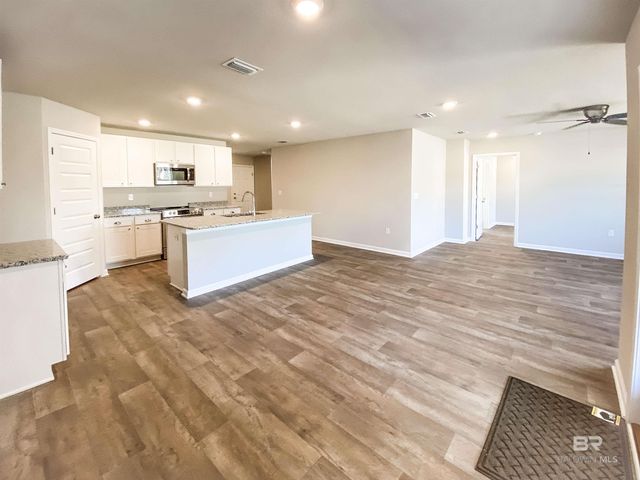 10641 Northern Dancer Court, Daphne, AL 36526