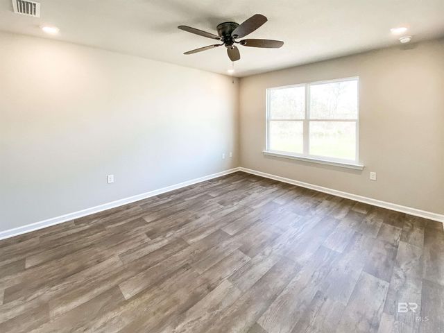 10641 Northern Dancer Court, Daphne, AL 36526