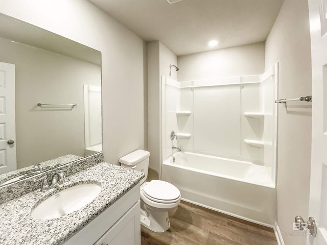 10641 Northern Dancer Court, Daphne, AL 36526